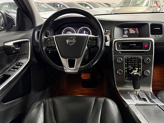 Volvo S60 9 of 11
