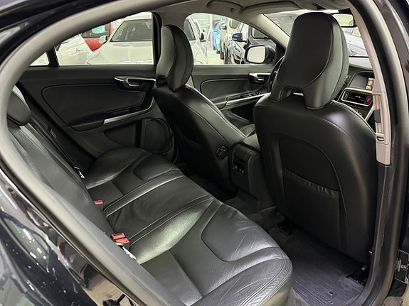 Volvo S60 11 of 11