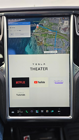 Tesla Model S 21 of 21