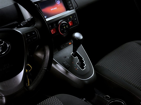 Toyota Verso 10 of 13