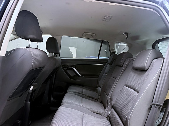 Toyota Verso 12 of 13