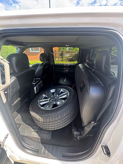 Ford F-150 8 of 15