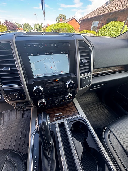 Ford F-150 13 of 15