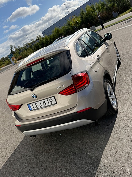 BMW X1 4 of 10