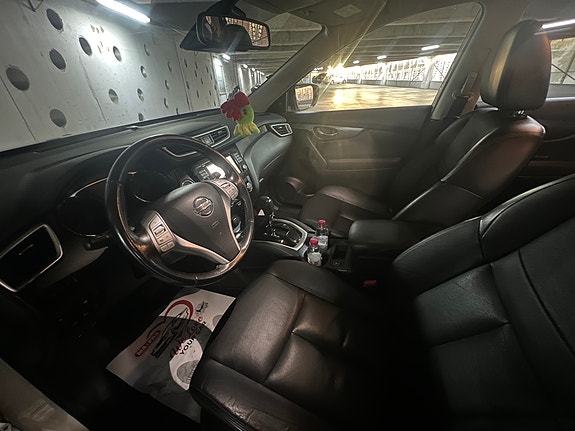 Nissan X-Trail 10 of 16