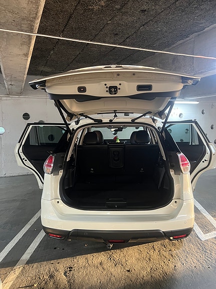 Nissan X-Trail 3 of 16