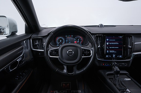 Volvo V90 Cross Country 20 of 29