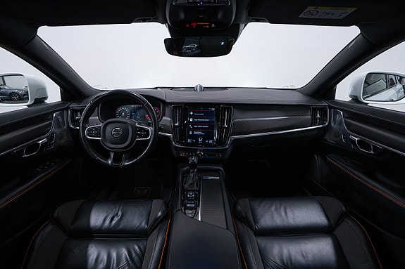 Volvo V90 Cross Country 19 of 29