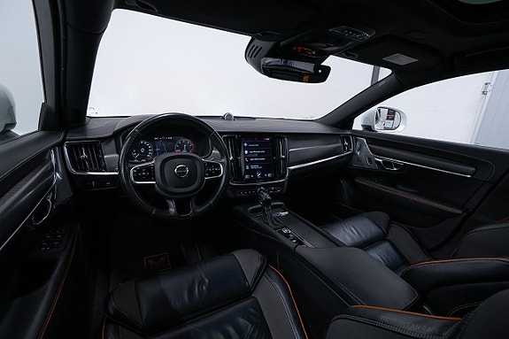 Volvo V90 Cross Country 18 of 29