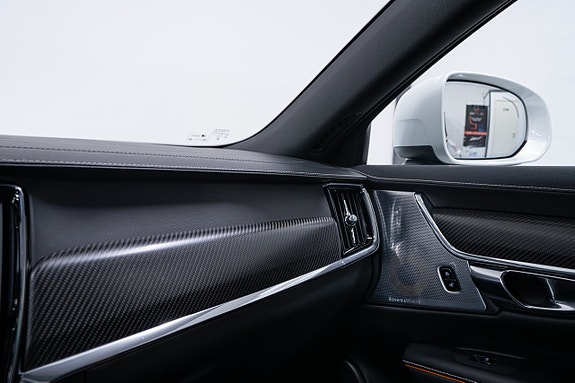 Volvo V90 Cross Country 24 of 29