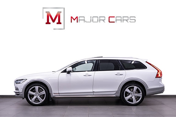 Volvo V90 Cross Country 3 of 29