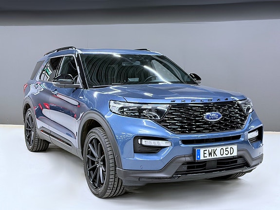 Ford Explorer 12 of 20