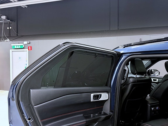 Ford Explorer 20 of 20