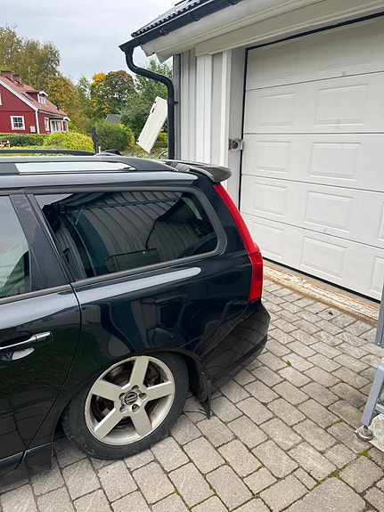 Volvo V70 4 of 6