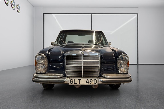 Mercedes-Benz W108/W109 3 of 10