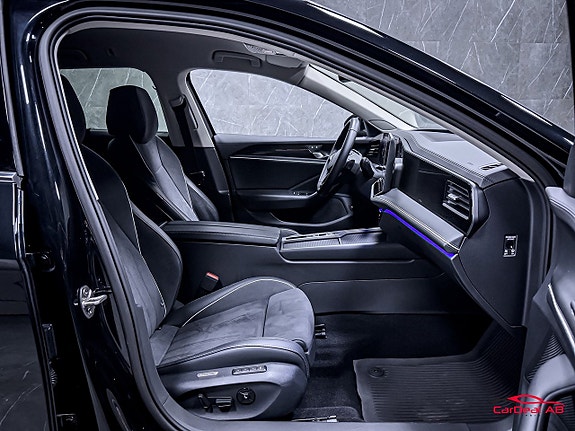 Volkswagen Passat 15 of 30