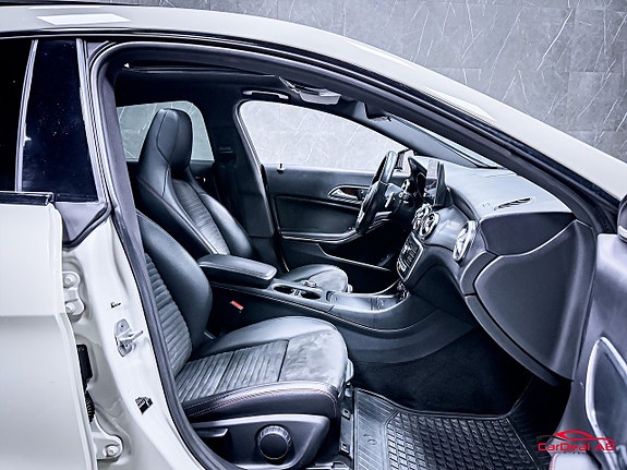 Mercedes-Benz CLA220 d 15 of 30