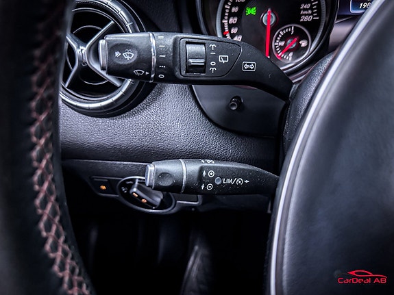 Mercedes-Benz CLA220 d 25 of 30