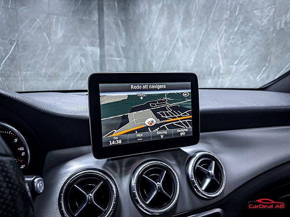Mercedes-Benz CLA220 d 27 of 30