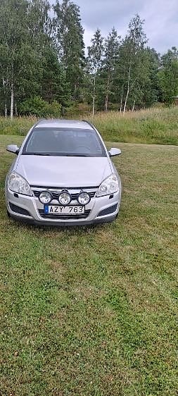 Opel Astra 3 of 5