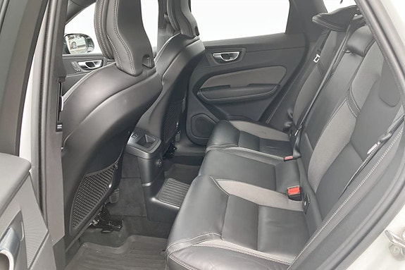 Volvo XC60 8 of 9