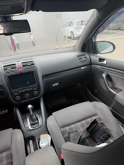 Volkswagen Golf V 8 of 10