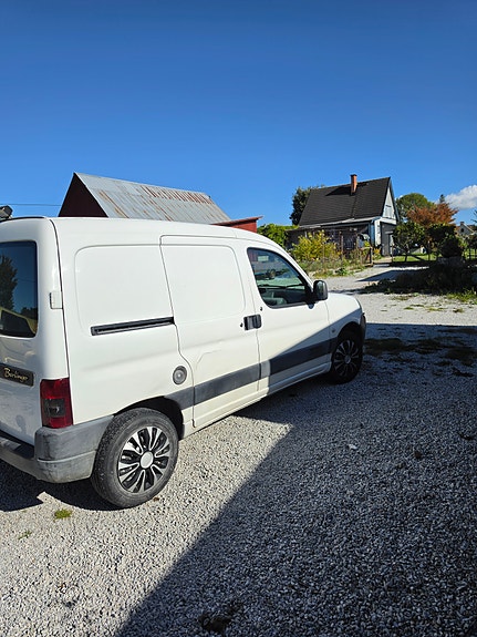 Citroen Berlingo 2 of 8