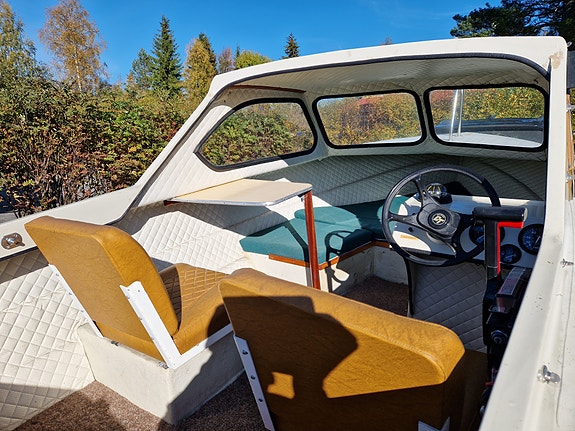 Storbådan 500 HT – Mercury 50 hk – Trailer 2 of 8