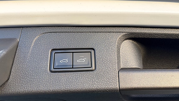 Volkswagen Passat 17 of 17