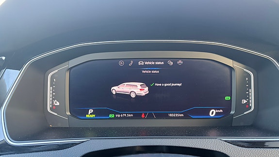 Volkswagen Passat 16 of 17