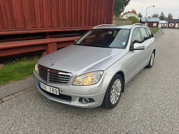 Mercedes-Benz C200 3 of 7