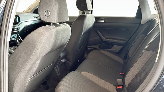 Volkswagen Polo 11 of 13