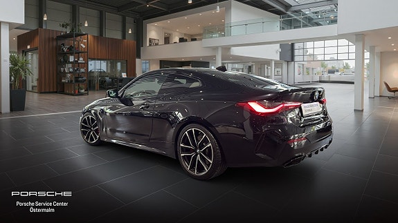 BMW M440i 2 of 15