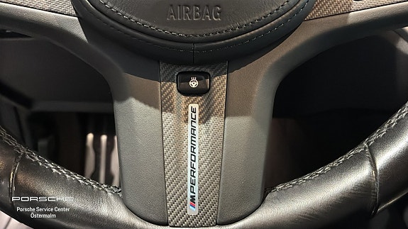 BMW M440i 13 of 15
