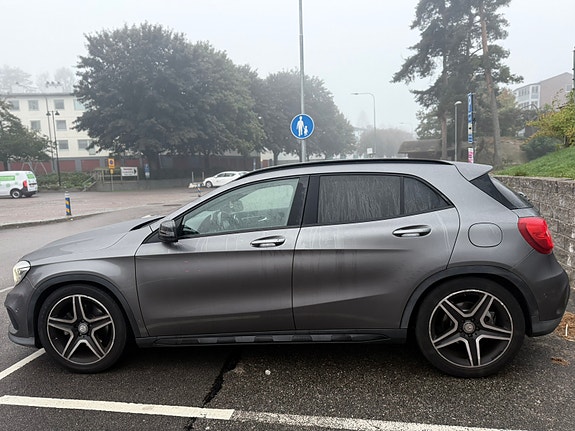 Mercedes-Benz GLA220 d 9 of 22