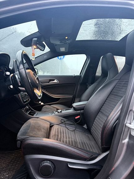Mercedes-Benz GLA220 d 18 of 22