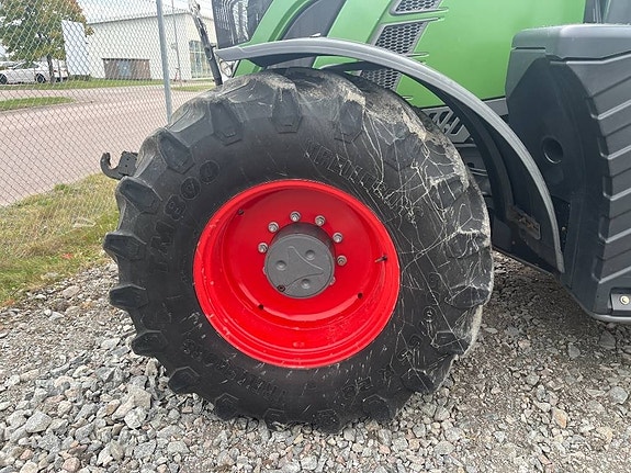 Fendt 724 Vario 8 of 11