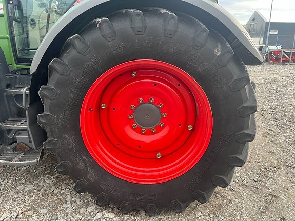 Fendt 724 Vario 7 of 11