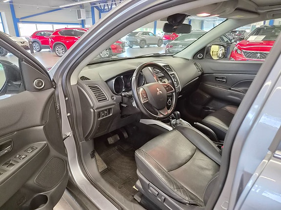 Mitsubishi ASX 8 of 13