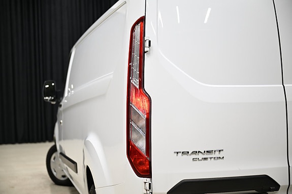 Ford Transit Custom 9 of 26