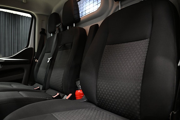 Ford Transit Custom 24 of 26