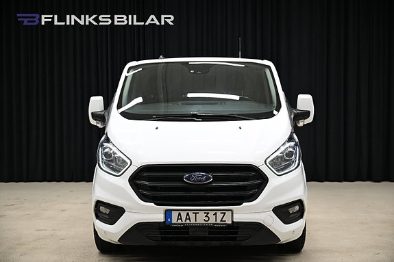 Ford Transit Custom 10 of 26