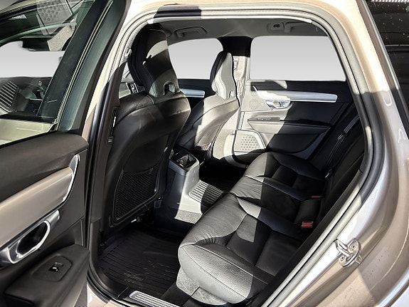 Volvo V90 10 of 17