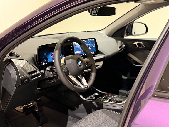 BMW 120 3 of 11