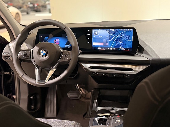 BMW 120 6 of 11