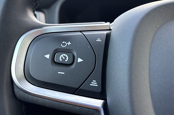 Volvo XC60 25 of 26