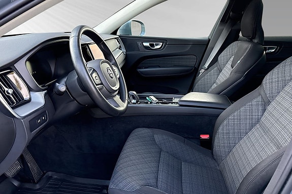 Volvo XC60 7 of 26