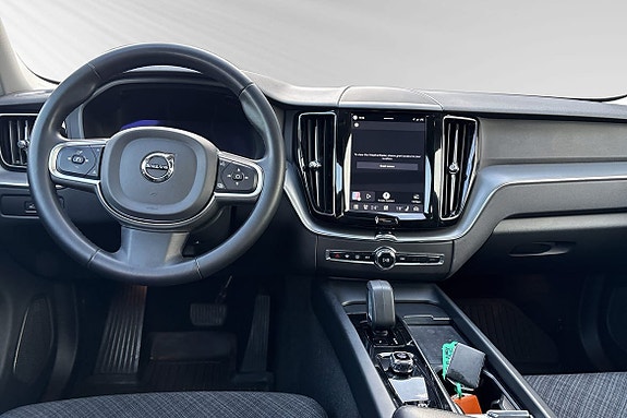 Volvo XC60 9 of 26