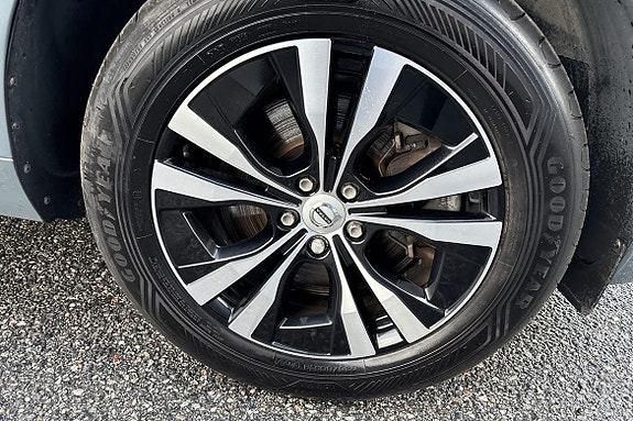Volvo XC60 12 of 26