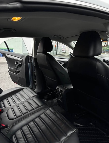 Volkswagen Passat CC 6 of 7